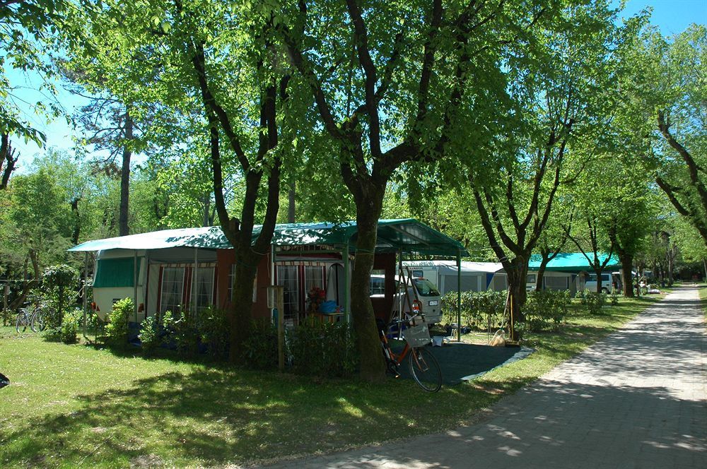 Camping Sabbiadoro リニャーノ・サッビアドーロ エクステリア 写真