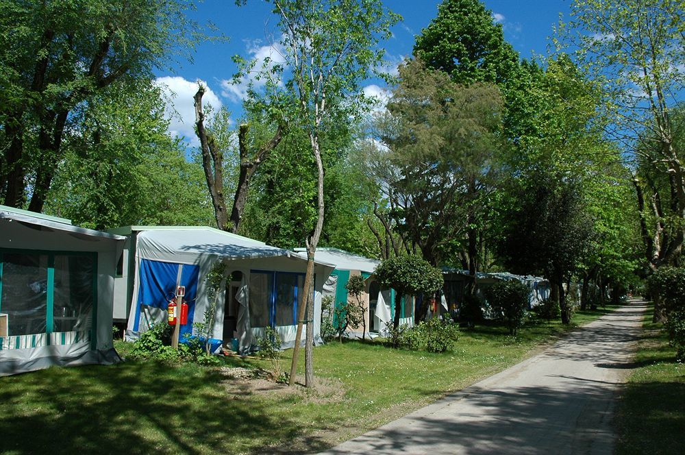 Camping Sabbiadoro リニャーノ・サッビアドーロ エクステリア 写真