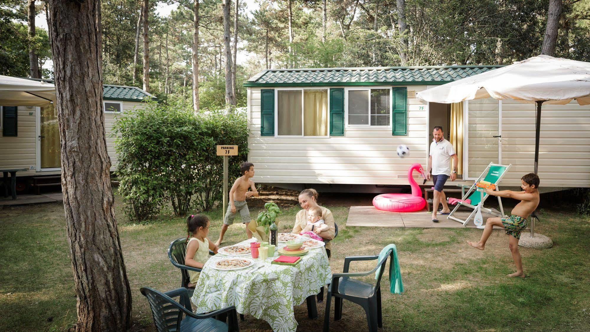 Camping Sabbiadoro リニャーノ・サッビアドーロ エクステリア 写真